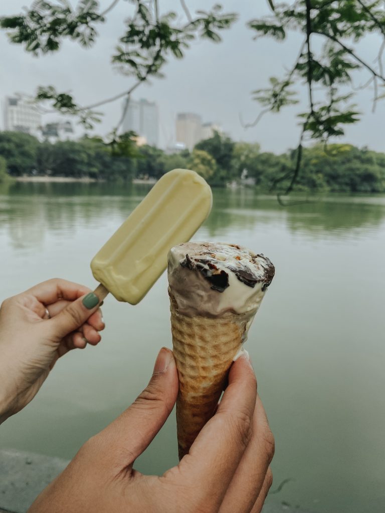 Hà Nội ngày giao mùa