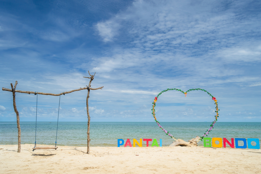 Wisata Pantai Jepara - Pantai Bondo