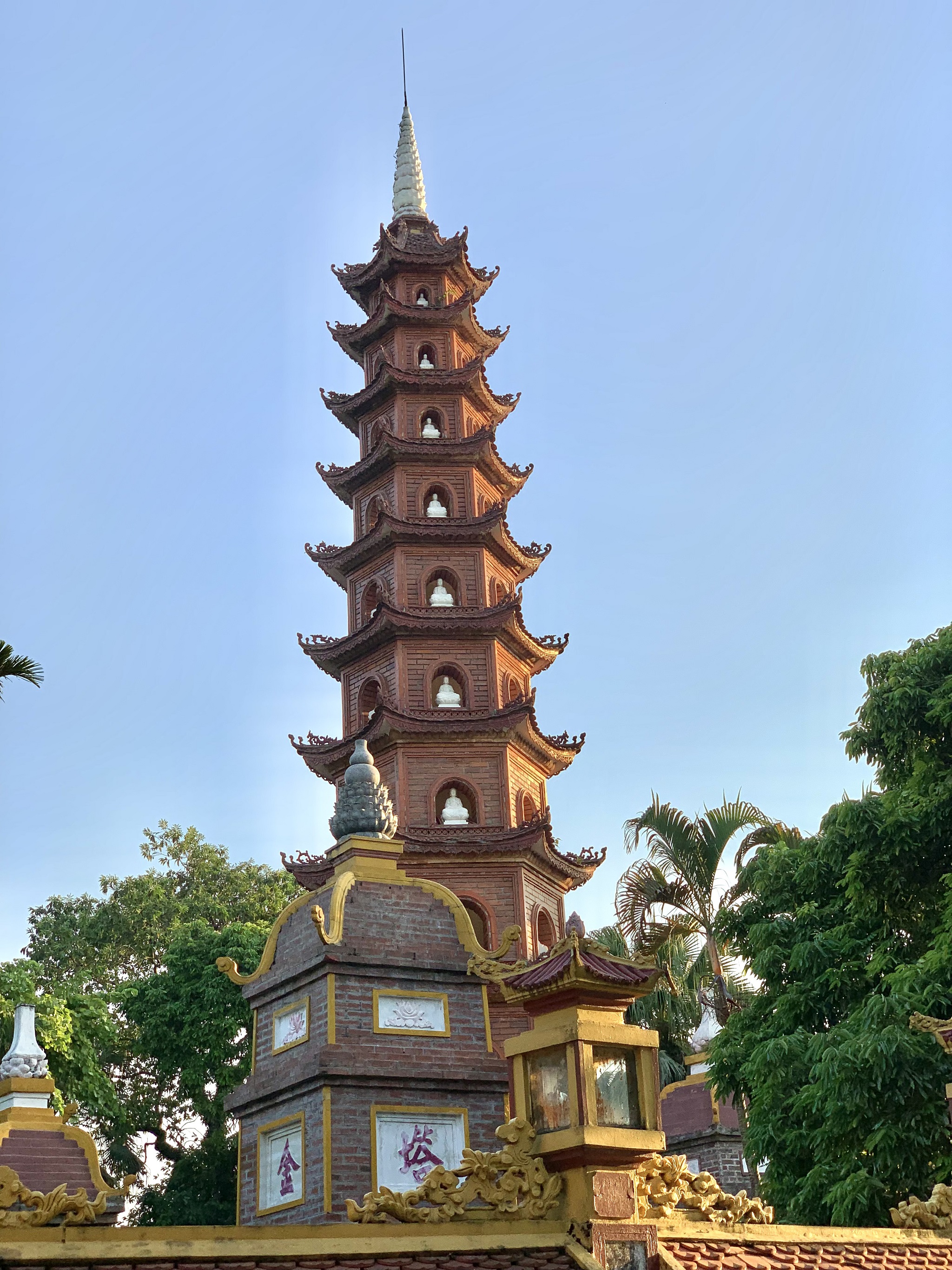 chùa Trấn Quốc