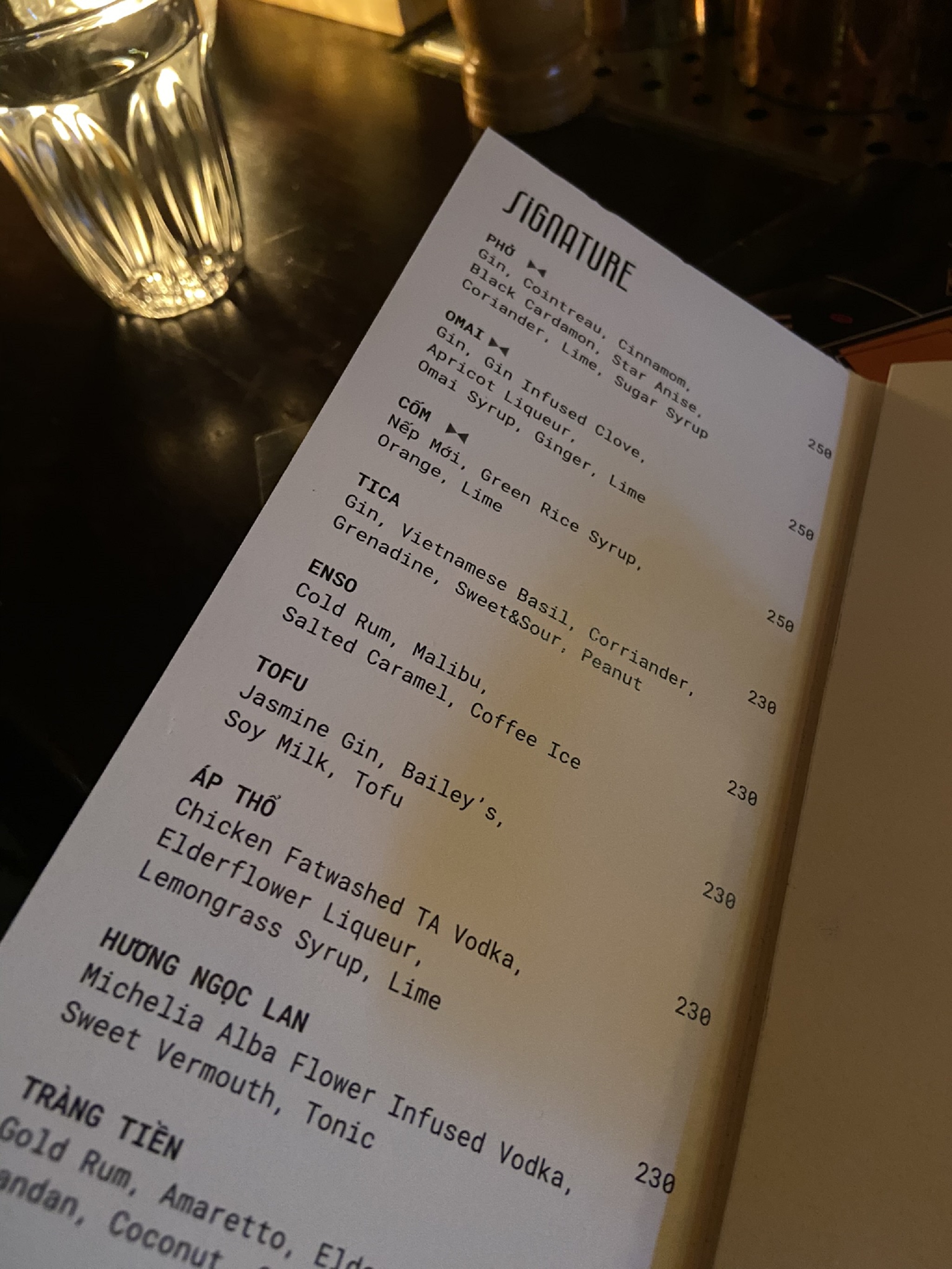 Nê Cocktail Bar quán bar tại Hà Nội