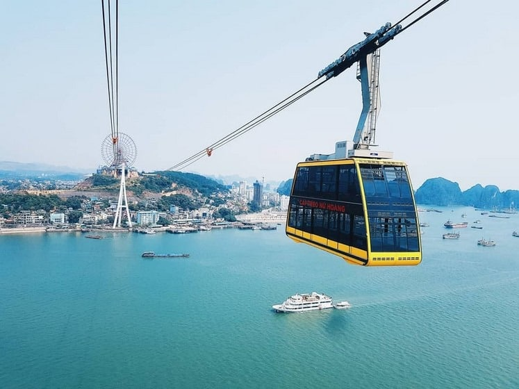 Cáp treo Nữ Hoàng Hạ Long