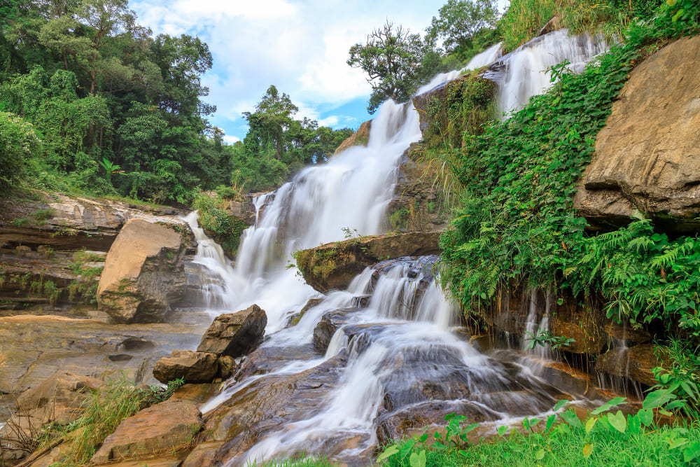 Curug Barong rekomendasi tempat wisata curug di Bogor