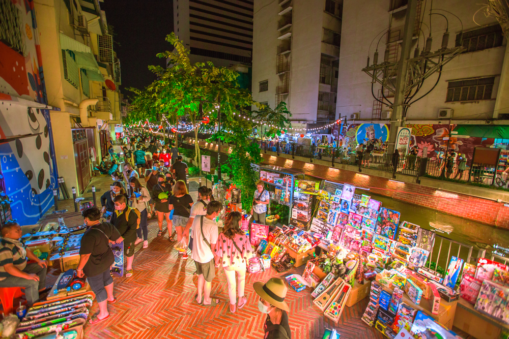 Ong Ang Walking Street - Bangkok Night Markets