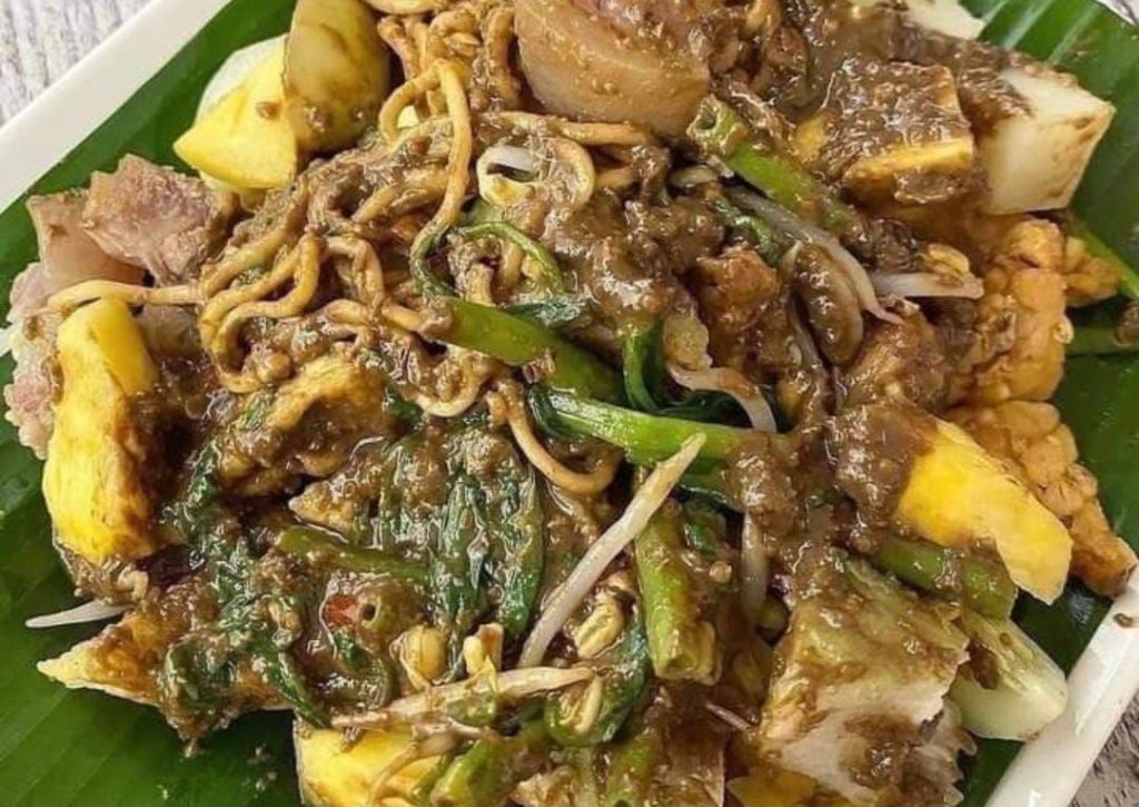 Rujak Cingur Khas Sidoarjo