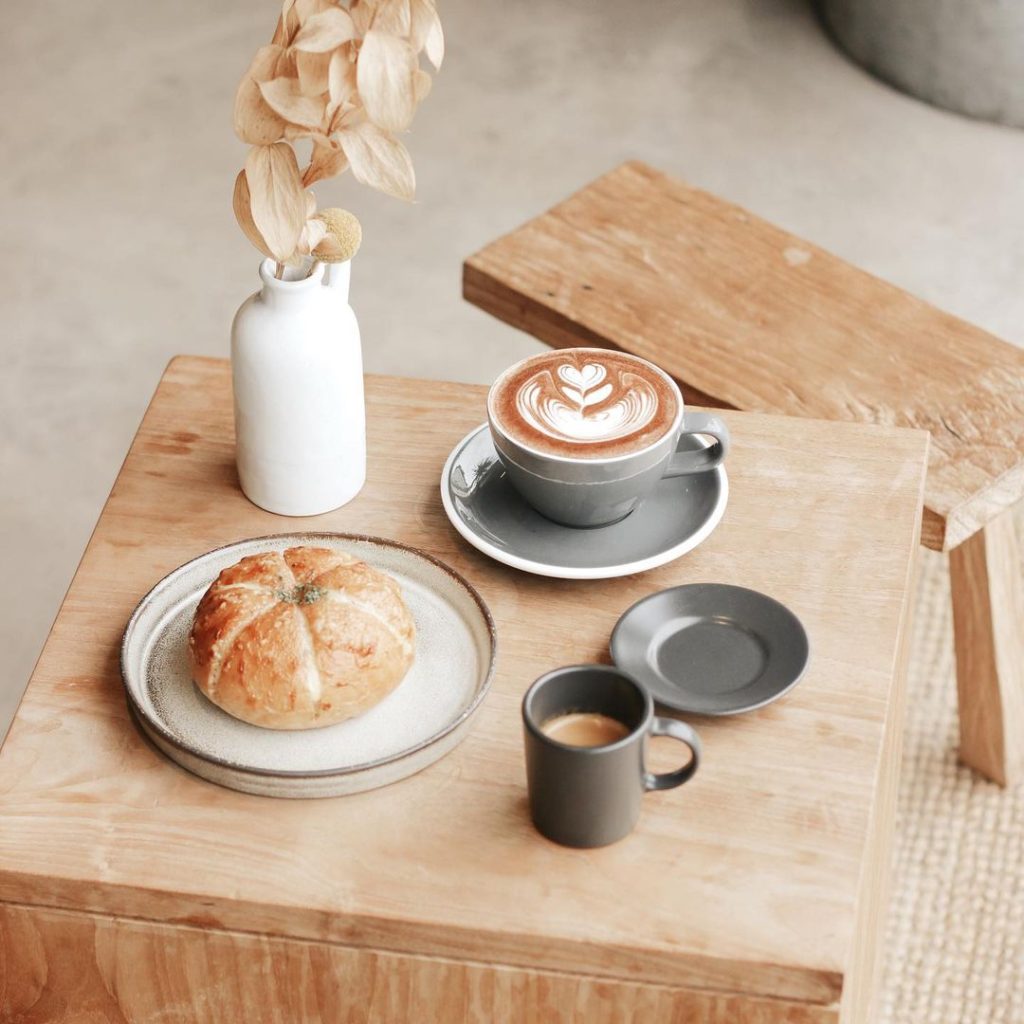 Hoods Cafe - Cafe in Batam