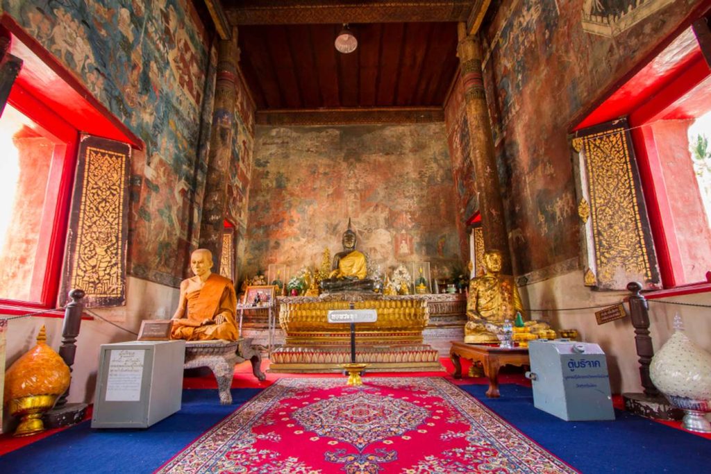 เที่ยวอุบล วัดทุ่งศรีเมือง