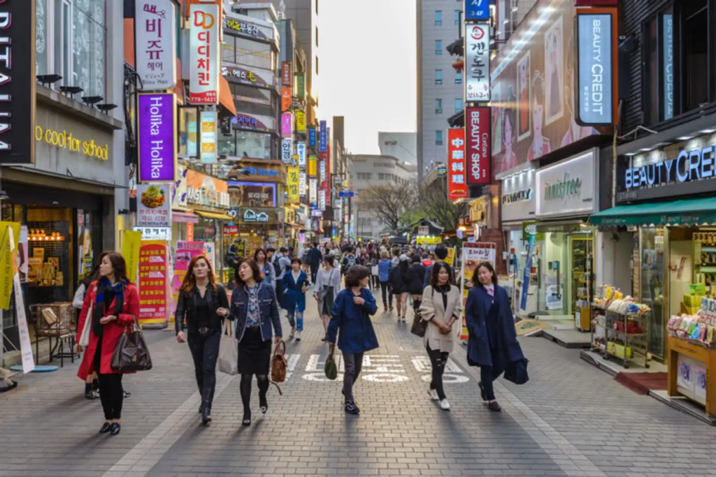 มยองดง (Myeong-dong)