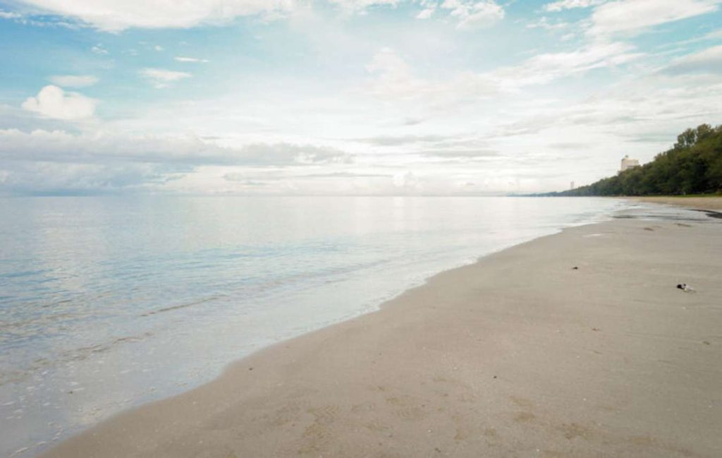 หาดแหลมแม่พิมพ์