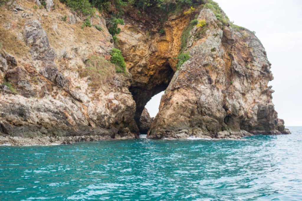 เกาะกุด ระยอง