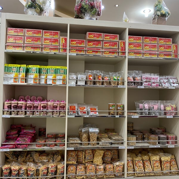 Temukan makanan khas di Aneka Sari Rasa