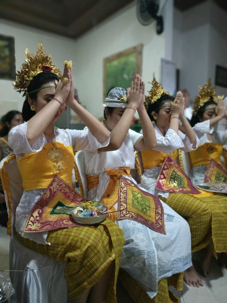 Upacara motong gigi matatah