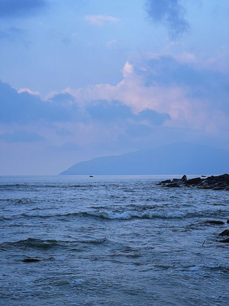 Bãi biển Mỹ Khê