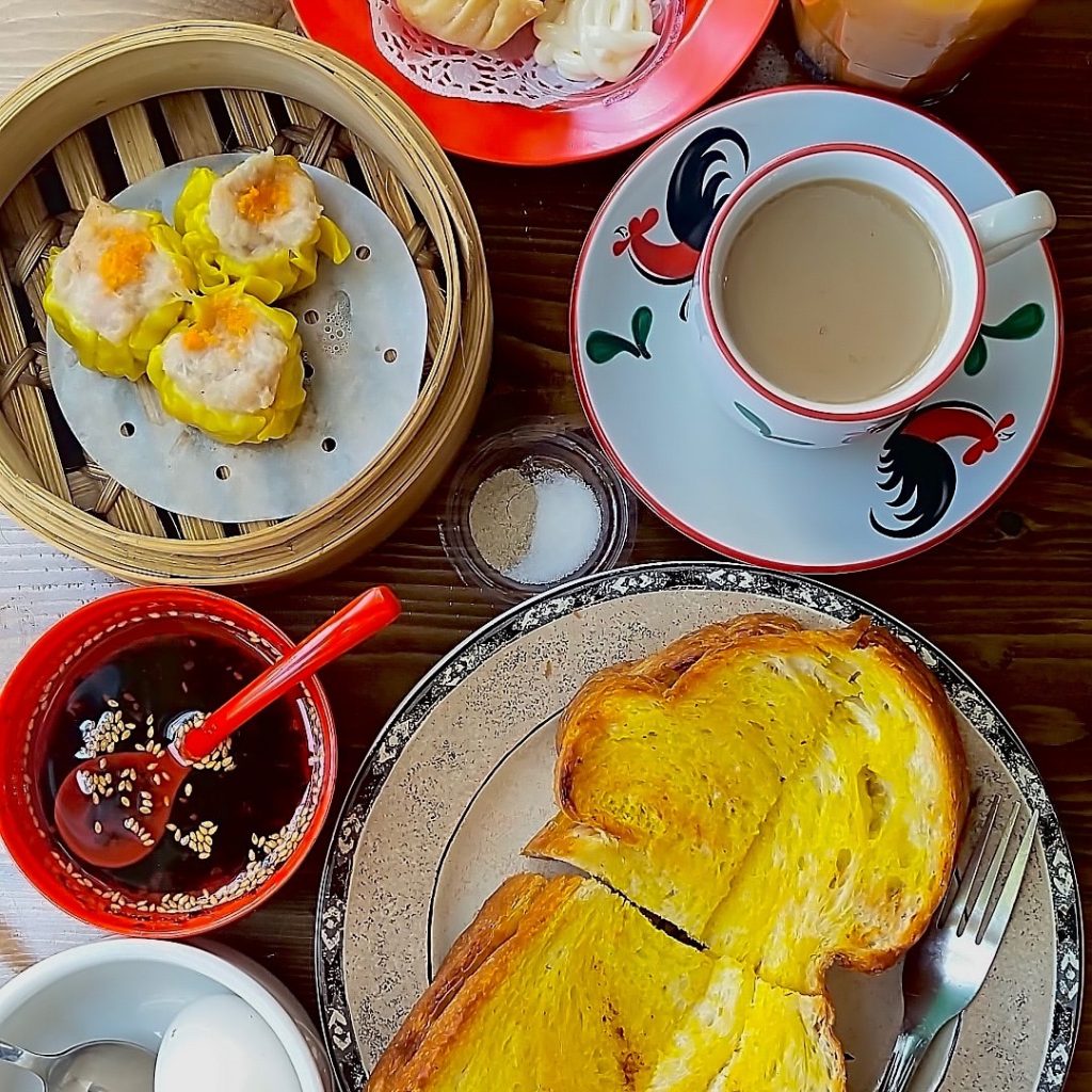 Menu di Kopitiam 198 Cihapit Bandung