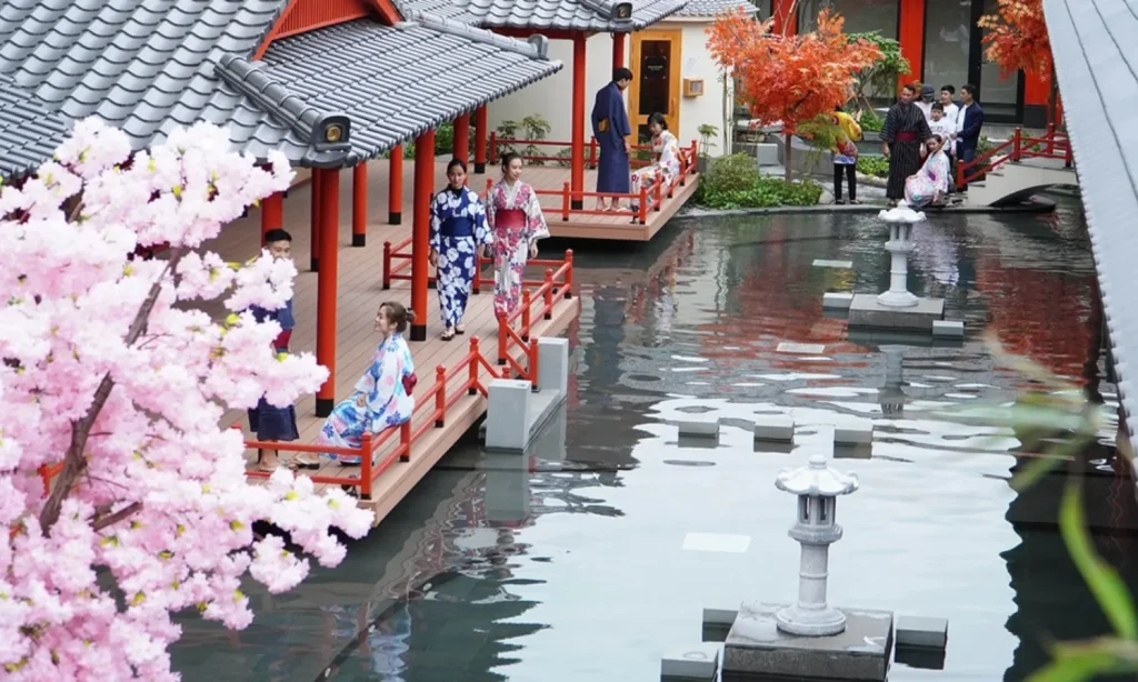 Trải nghiệm tắm khoáng nóng Onsen