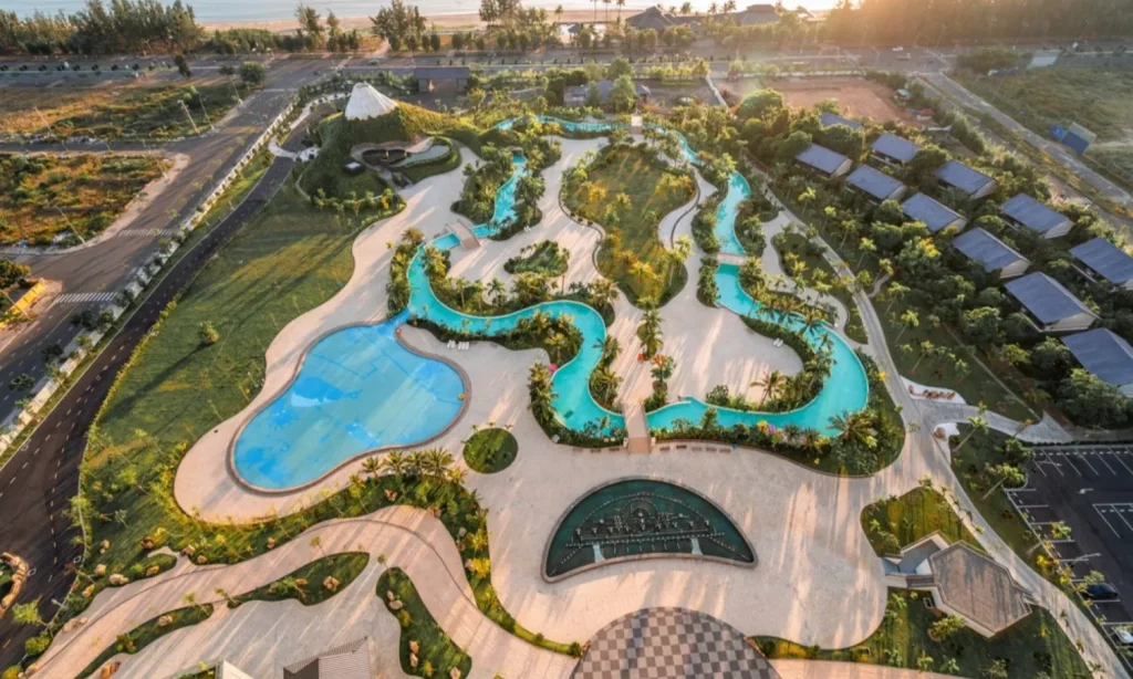 Khu vực công viên nước ngoài trời tại Mikazuki Water Park 365