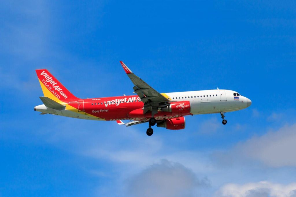 Đặt vé máy bay trên Traveloka