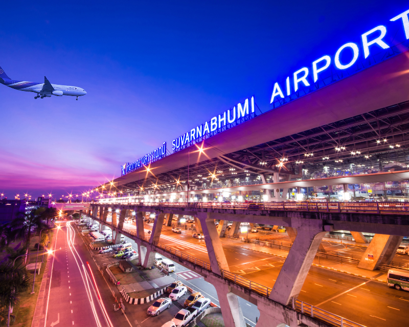 cach di chuyen tu san bay suvarnabhumi ve trung tam