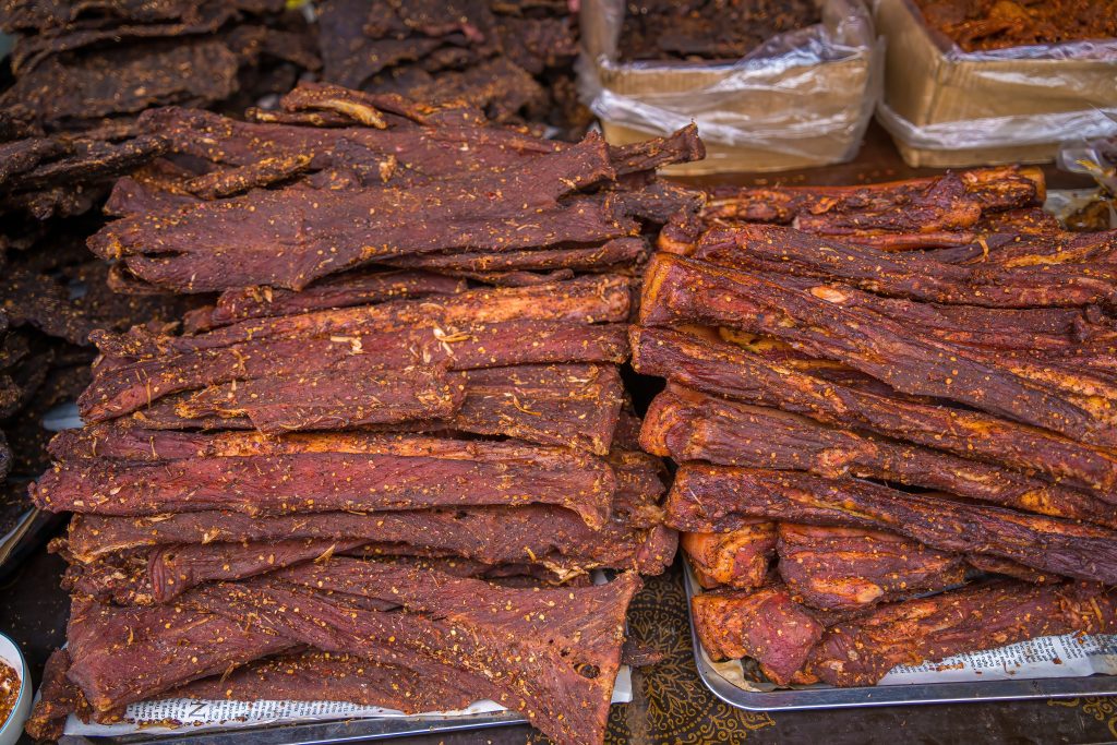 Thịt trâu gác bếp