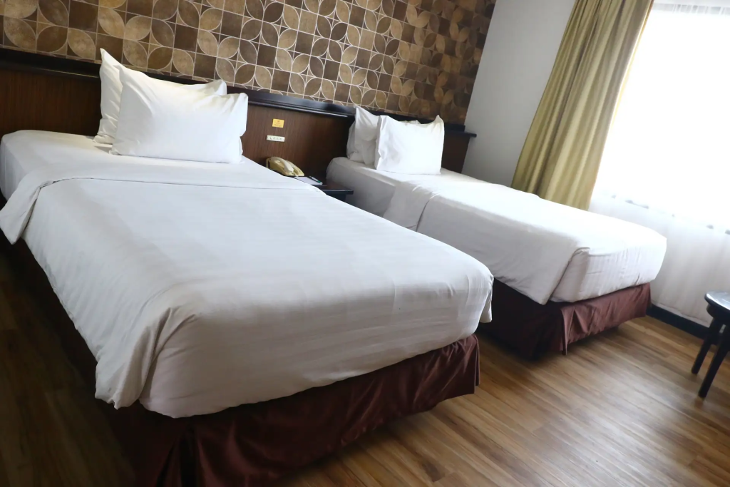 Bedroom - Jakarta Airport Hotel