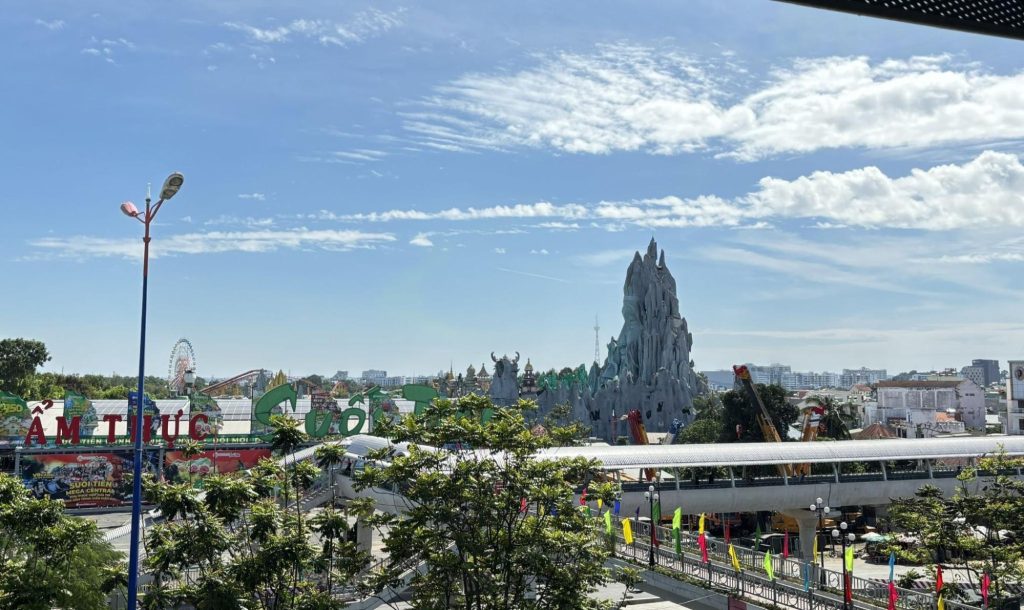 khu du lich suoi tien