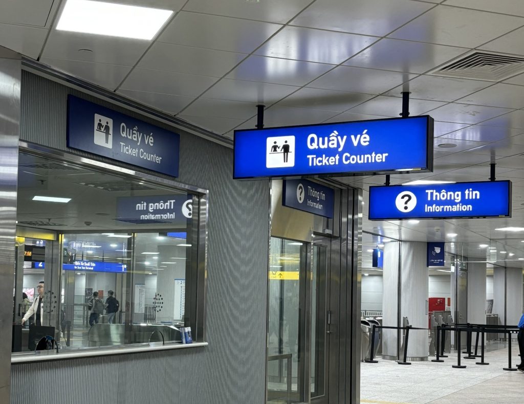 quay ban ve tai ga Ben Thanh