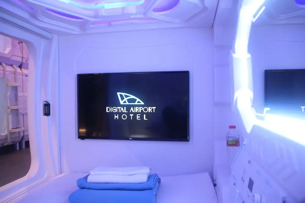 Room - Digital Airport Hotel