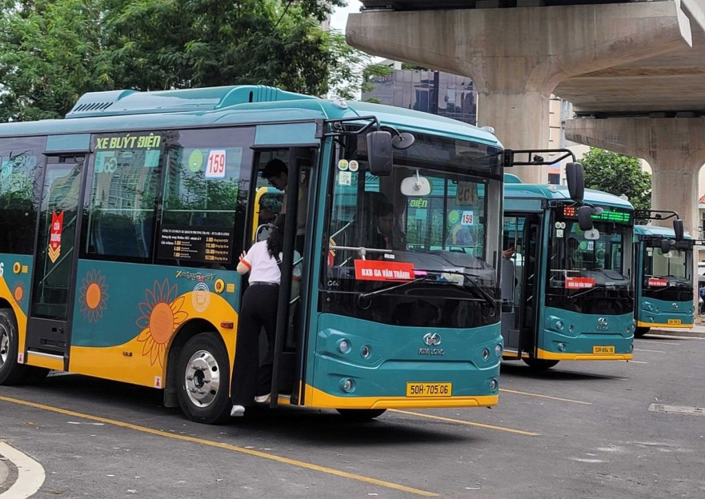 Tuyen Metro so 1 Ben Thanh Suoi Tien
Tuyến Metro số 1 Bến Thành Suối Tiên
xe buýt điện