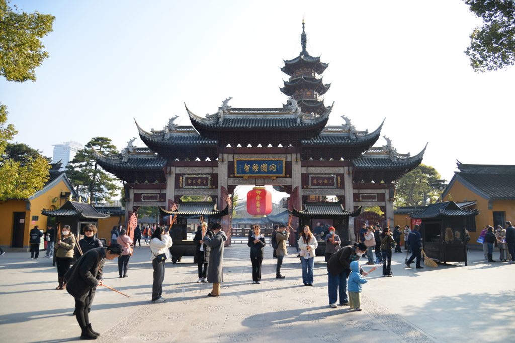 Longhua Temple