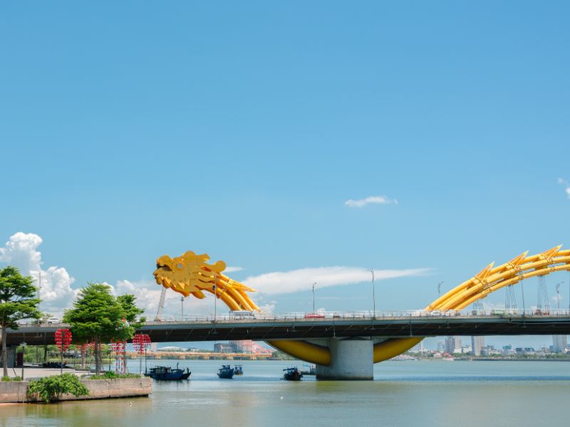 cầu Rồng Đà Nẵng - địa điểm du lịch Đà Nẵng