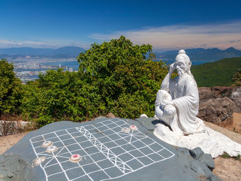 Đỉnh Bàn Cờ - Địa điểm du lịch Đà Nẵng 
