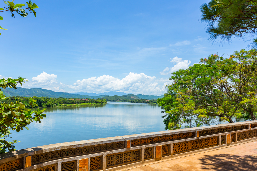 song huong hue