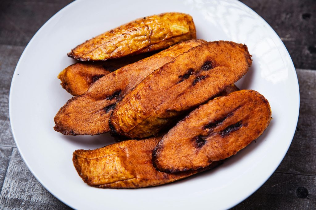 pisang goreng kuningan