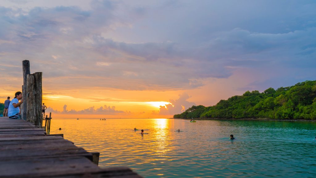 อ่าวบางเบ้า
