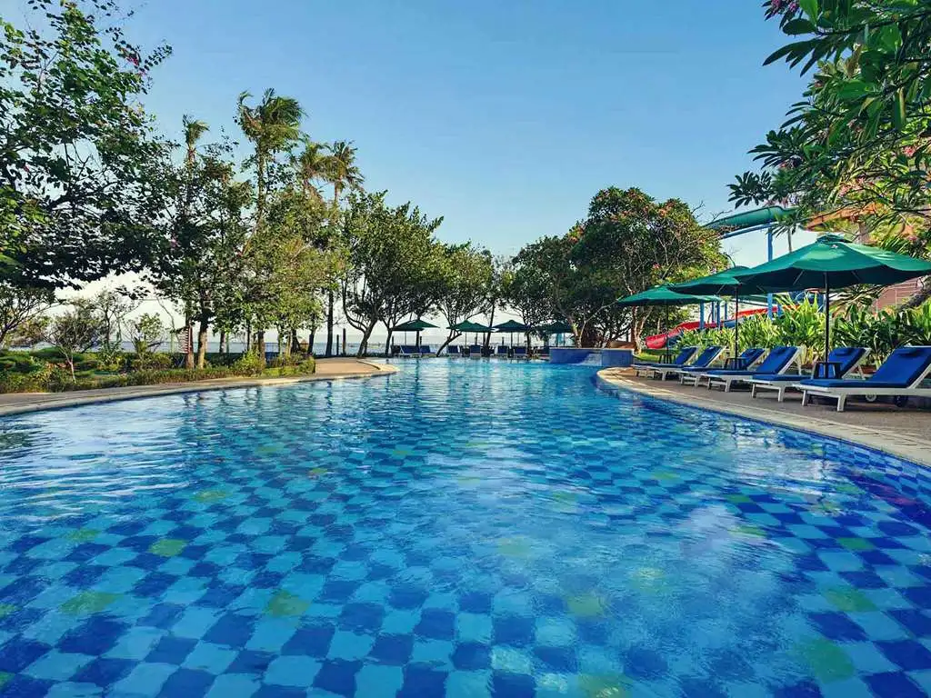 Mercure Convention Center Ancol - Kolam Renang