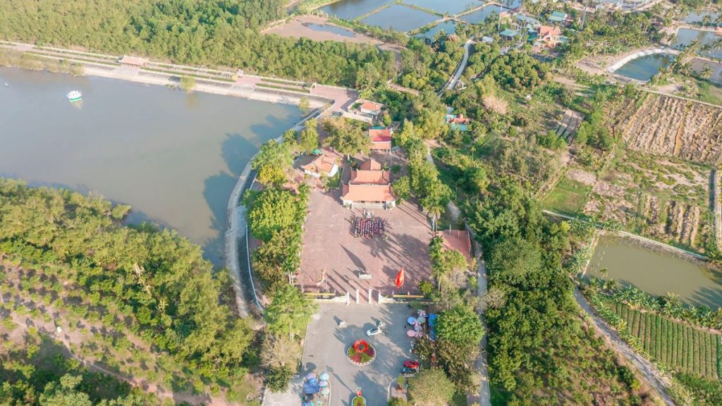 Bờ sông Bạch Đằng thơ mộng | Di tích Bạch Đằng Giang