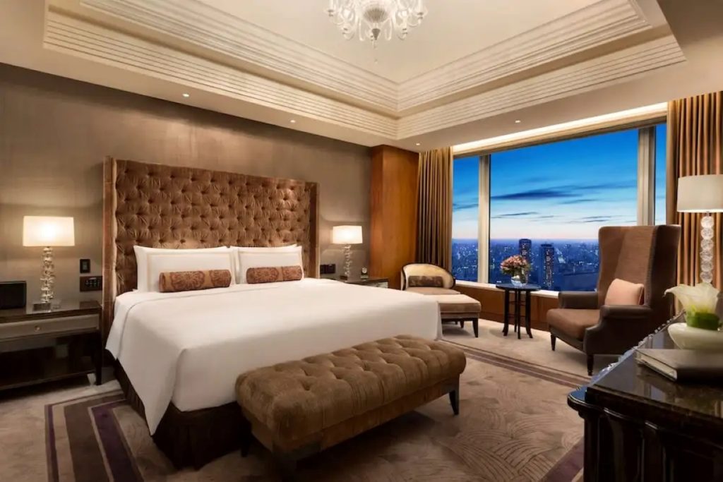 Phòng lưu trú tại Shangri-La Tokyo | Du lịch Nhật Bản mùa thu