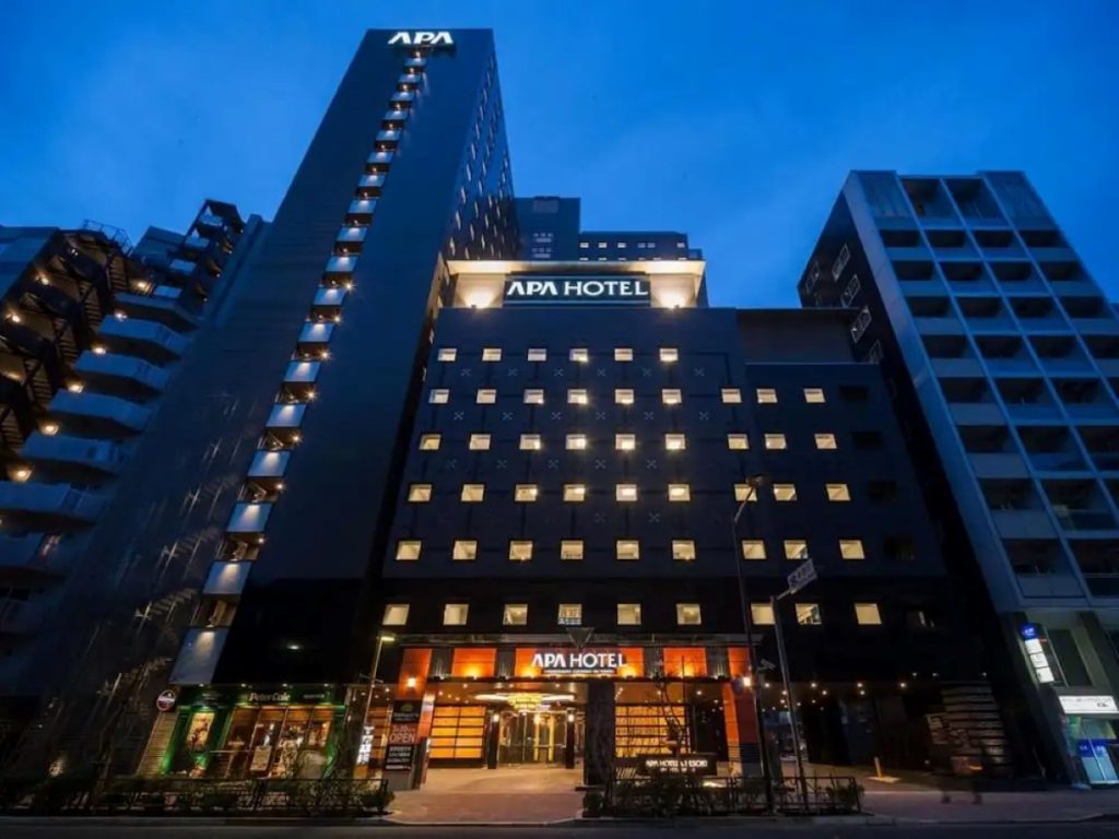 Hình ảnh APA Hotel & Resort Nishishinjuku Gochome Eki Tower nhìn từ xa | Du lịch Nhật Bản mùa thu
