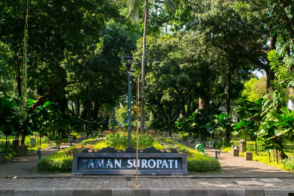 Taman Suropati