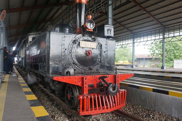 Jadwal Kereta Jaladara