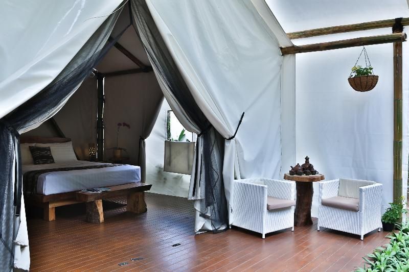 Maribaya Glamping Tent