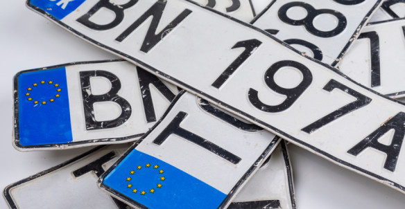 Perbedaan Kode Belakang Plat Bali