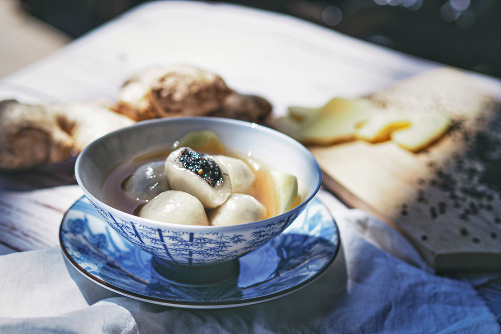 Sủi dìn nóng hổi là món ăn yêu thích của nhiều du khách khi đến với Hải Phòng. | Bản đồ du lịch Hải Phòng