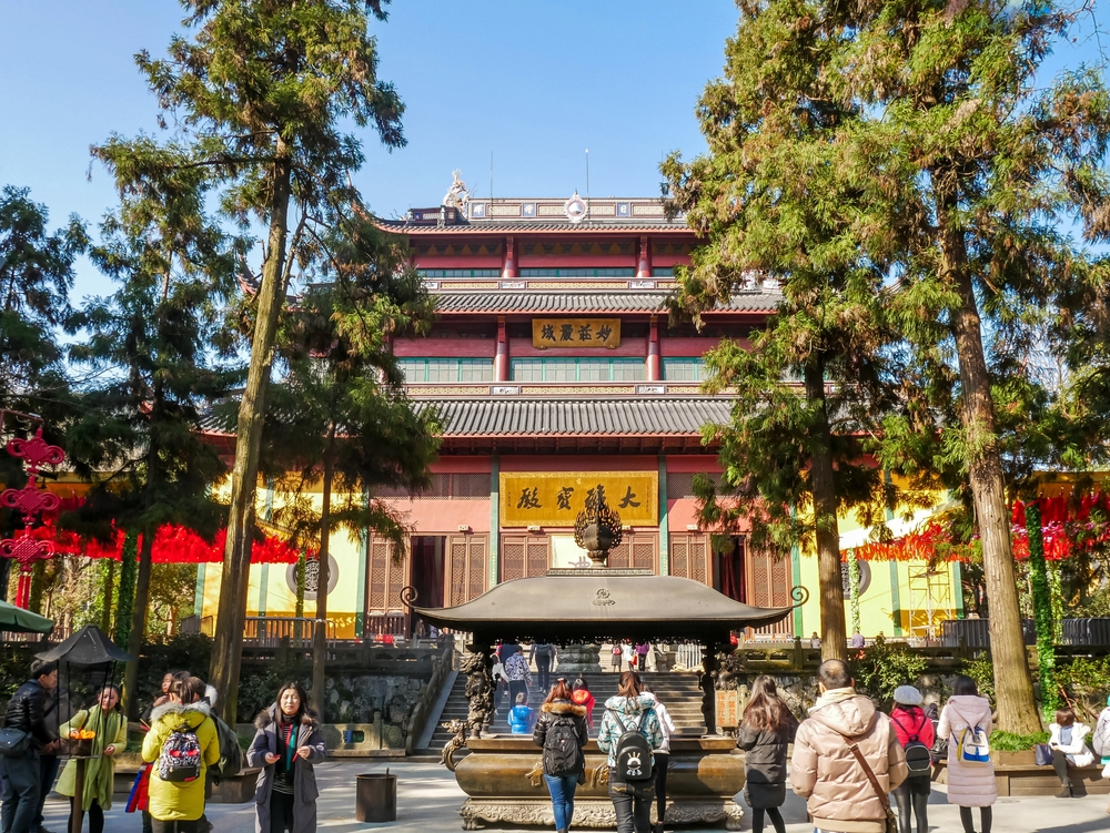 Step into Centuries of Lingyin Temple