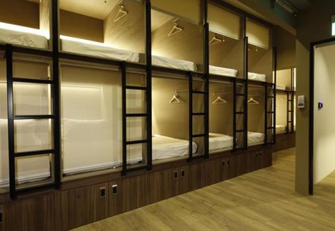 BEAT Capsule Hostel @ Boat Quay