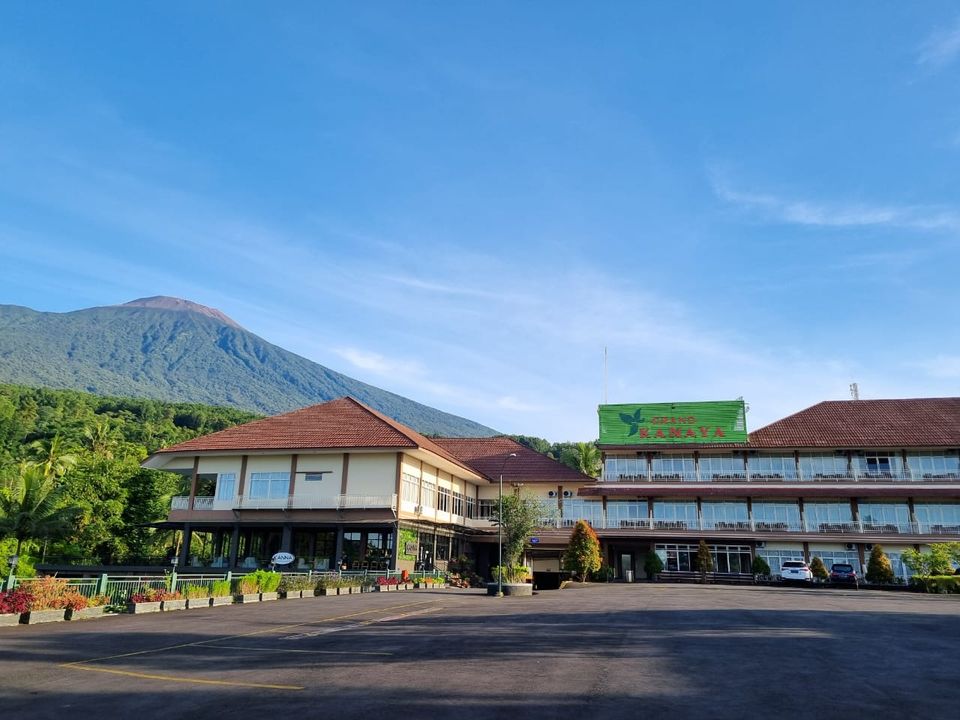 Grand Kanaya Baturraden dekat Curug Tirta Sela