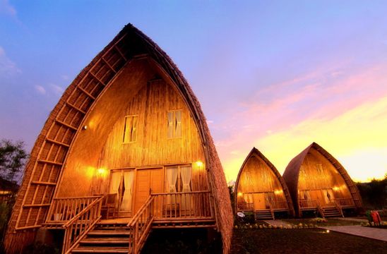 Villa ChavaMinerva Bambu - Lembang - Hotel dekat Lorong Lumut 