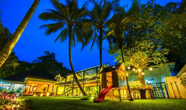 Beehive Boutique Hotel - Rekomendasi Hotel Tematik di Bandung