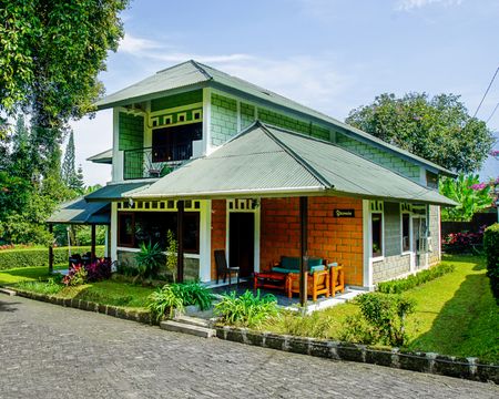 Terrace Villa Golf  - villa romantis di Bogor