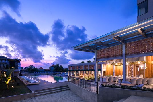 Eastin Ashta Resort Canggu - Resort mewah di Bali