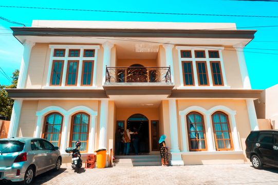 BlueFire Homestay Banyuwangi - hotel murah dekat pantai di banyuwangi